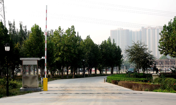 ʯ��ׯ��׿��̫����ͣ������բ����